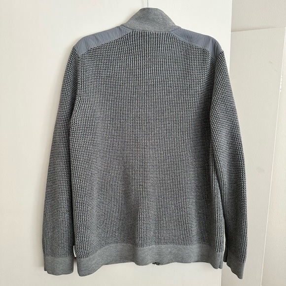 Gray sweater with zipper Calvin Klein size M-L - Picture 12 of 13